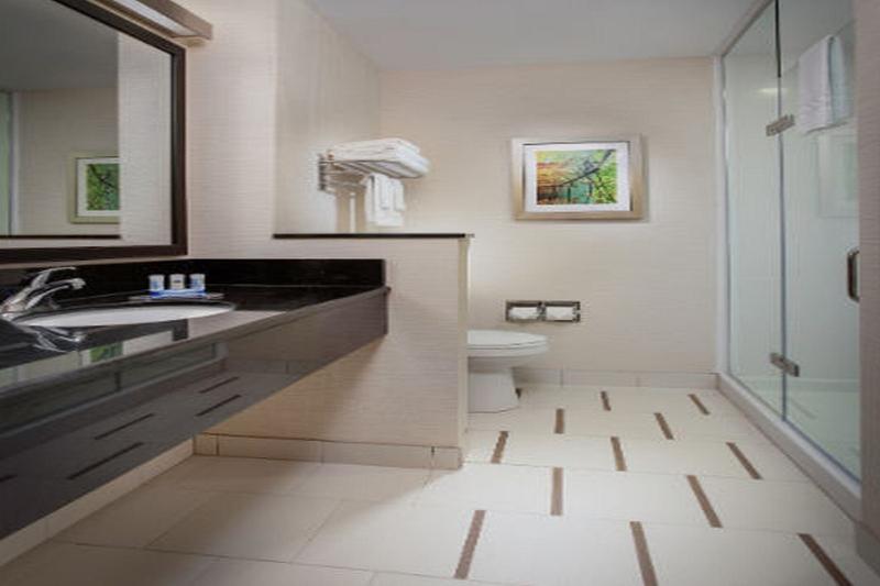 Fairfield Inn & Suites By Marriott Detroit Chesterfield Exteriör bild